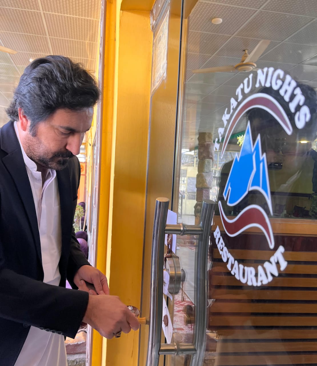 Balochistan Revenue Authority (BRA) has sealed Taktu Restaurant and Khyber Shinwari Restaurant in Balochistan for non-payment of sales tax under the Balochistan Sales Tax on Services Act.